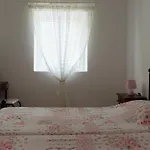Margaret House Isterni (Paros)